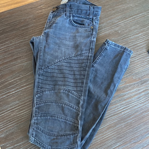 Current Elliot ladies denim in size 24 in night wash shade. - Picture 9 of 12
